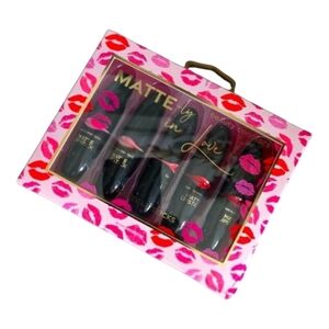 Beauty Concepts Mattely in Love 5 Matte Lipsticks Lipstick